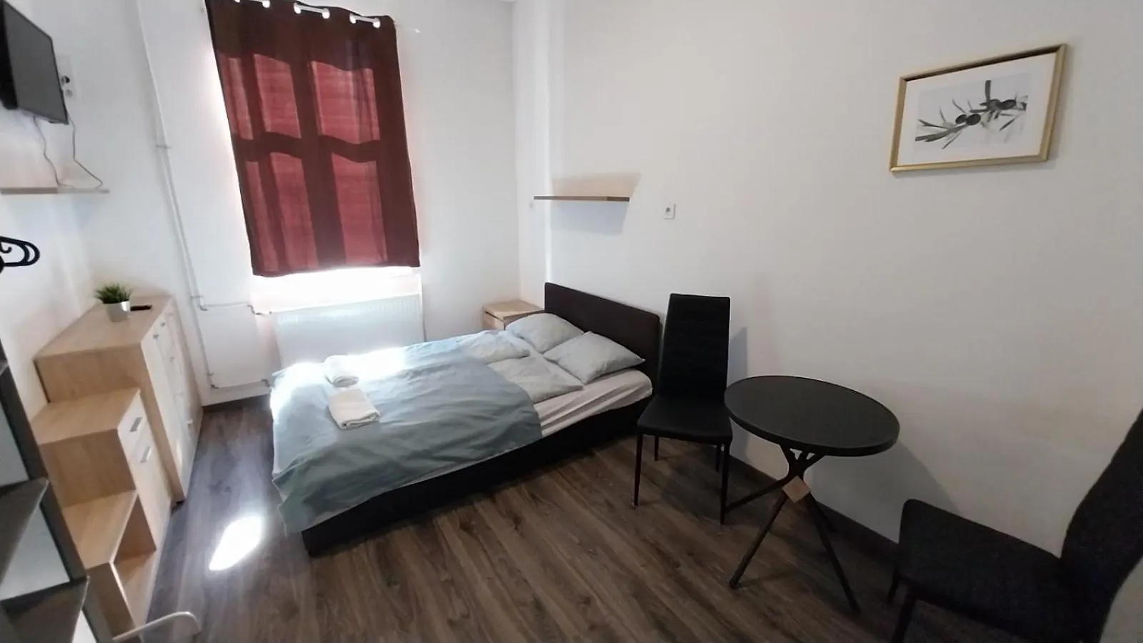 Aradi Rooms With Private Bathroom In The City Centre ブダペスト 0*,  ハンガリー
